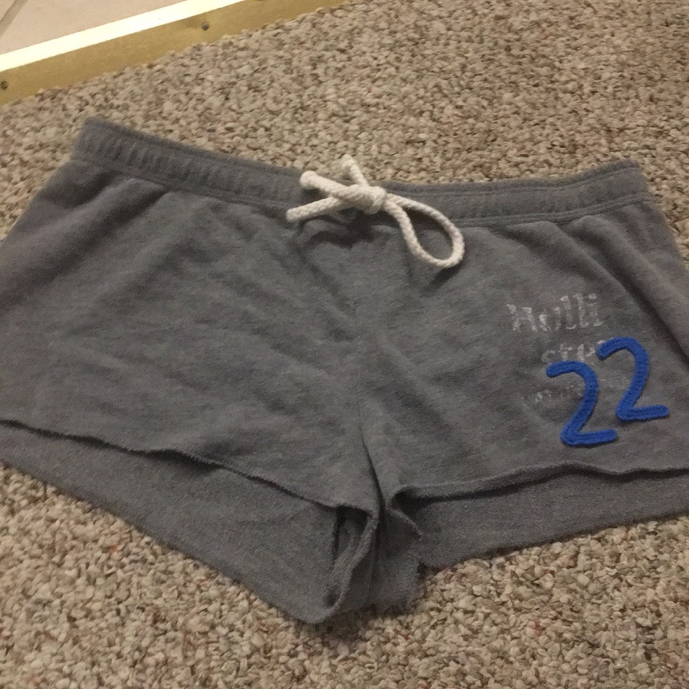 🛍Hollister comfy sweat shorts